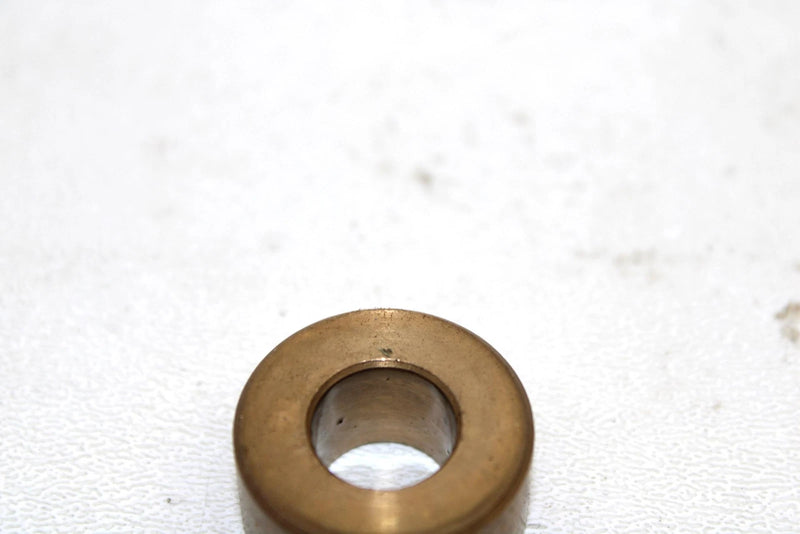 Polaris Oem Water Pump Bushing Spacer 5131855 Q910