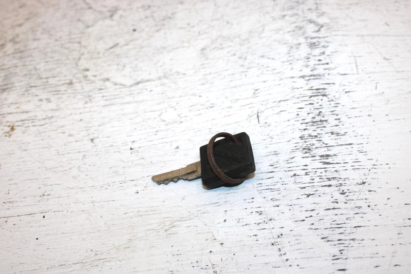1996 Polaris Xcr 600 Oem Ignition Key Switch 2200357 SP21