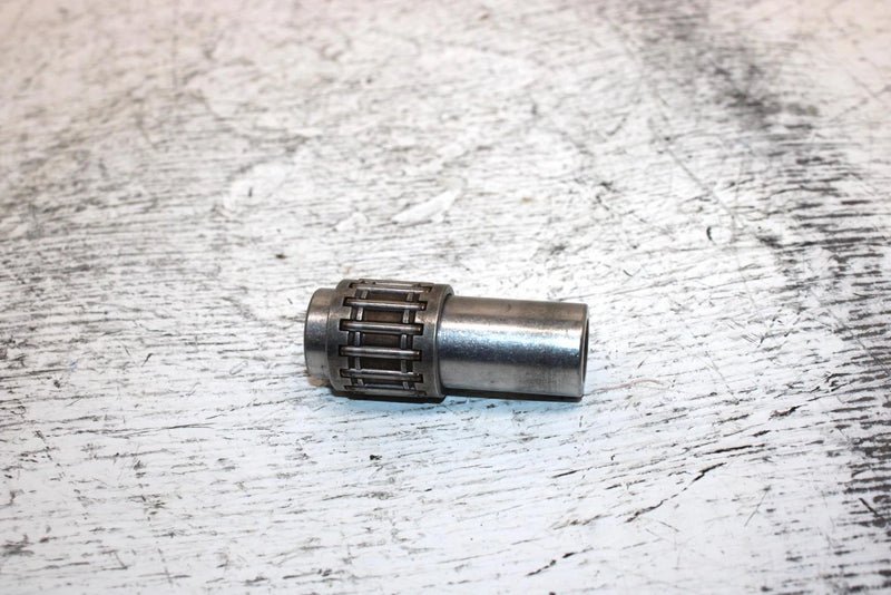 1995 Yamaha Vmax 600 Oem Wrist Pin W/Bearing 8CA-11633-00-00 Q5211