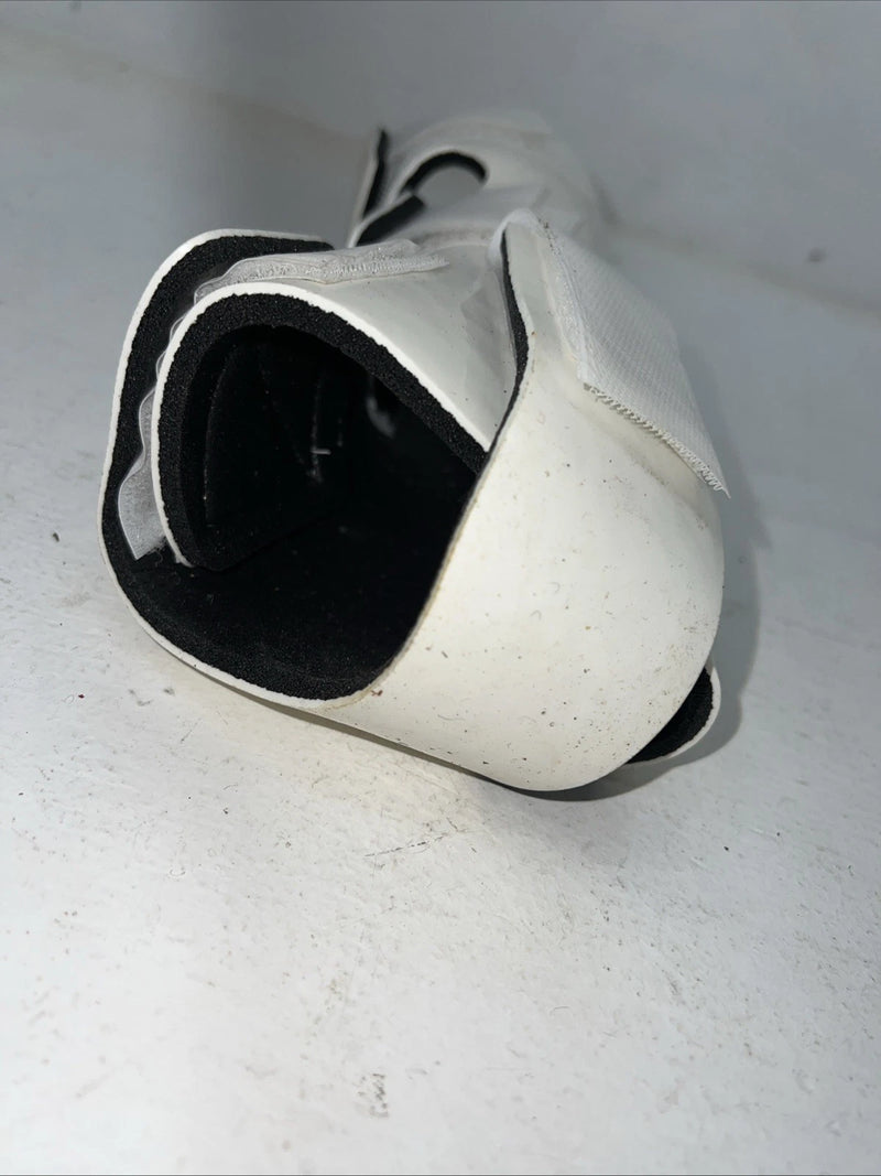 New White Rubber Davis Splint Boots Large HH-26