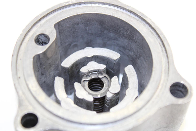 89 Yamaha Moto 4 YFM350ER OEM Oil Pump Adapter Plate 1YW-13461-01-00 AY30