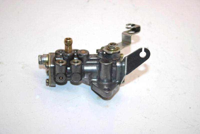 98 Arctic Cat Zr 500 Oem Oil Pump 3005-118 SA169