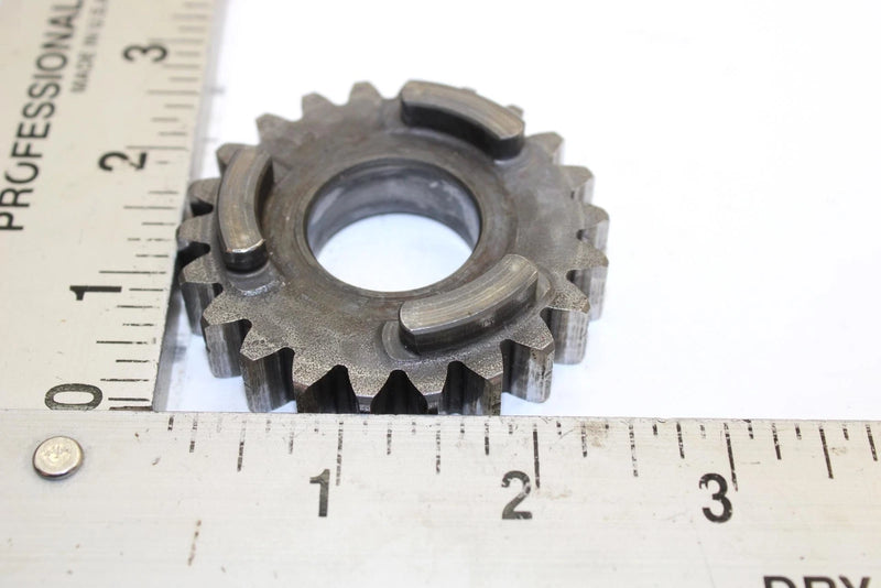 89 Yamaha Moto 4 YFM350ER OEM Middle Driven Gear 2VA-17583-01-00 AY30
