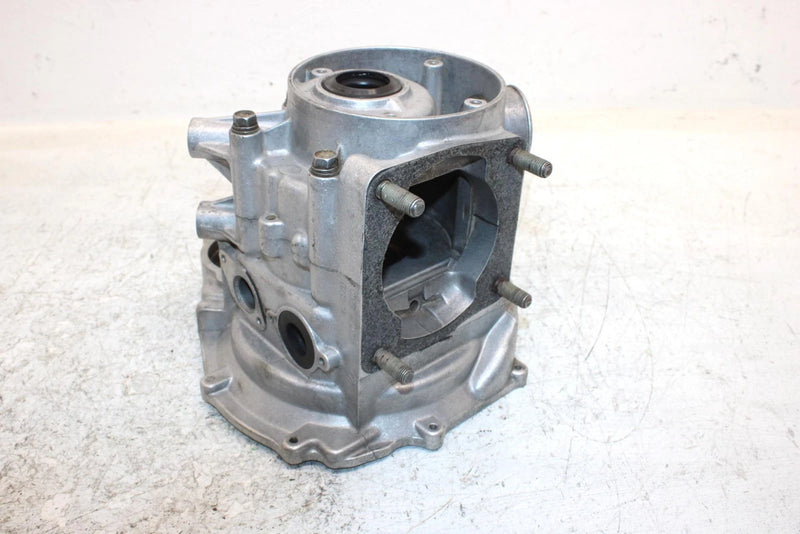 1998 Polaris Xplorer 300 Oem Crankcase 33084791 AP180
