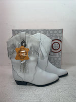 New Youth White With Fringe Dingo Cowboy Boots. C 3221 4 D. 2-144