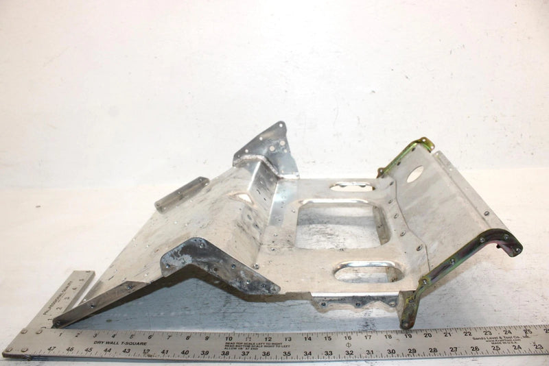 1997 Yamaha Vmax Sx 700 Triple Oem Front Frame Bracket 8CR-21940-07-00 SY10
