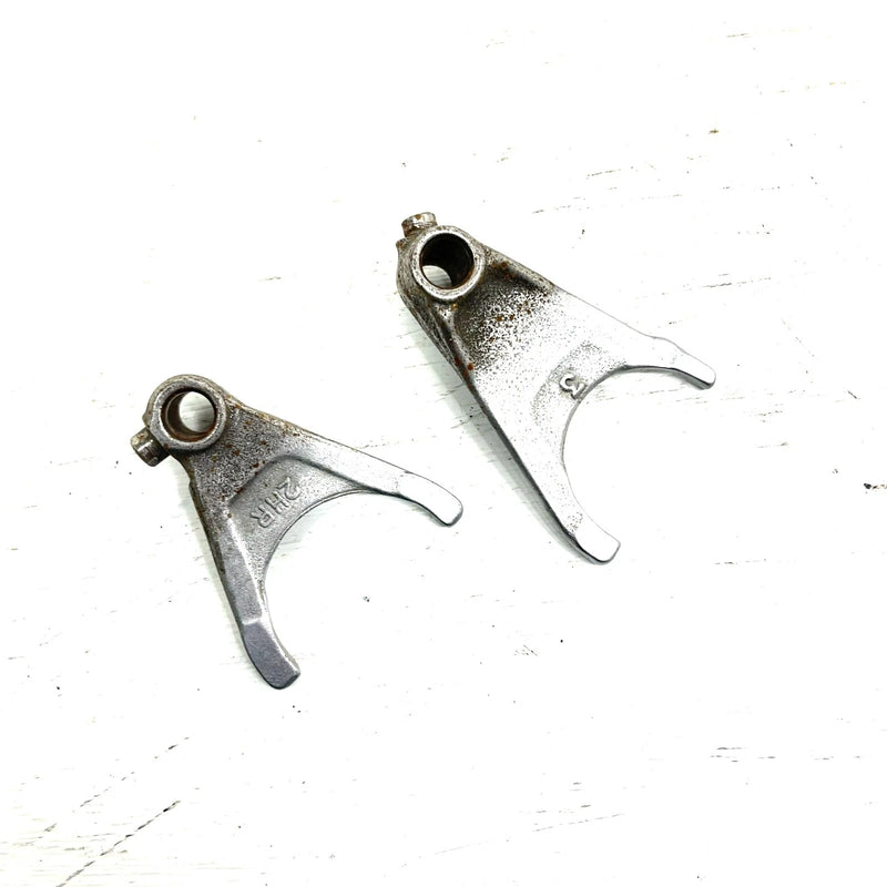 1994 Yamaha Kodiak 400 YFM400FW 4x4 OEM Shift Fork 1/2 2HR-18311-00-00 AY71