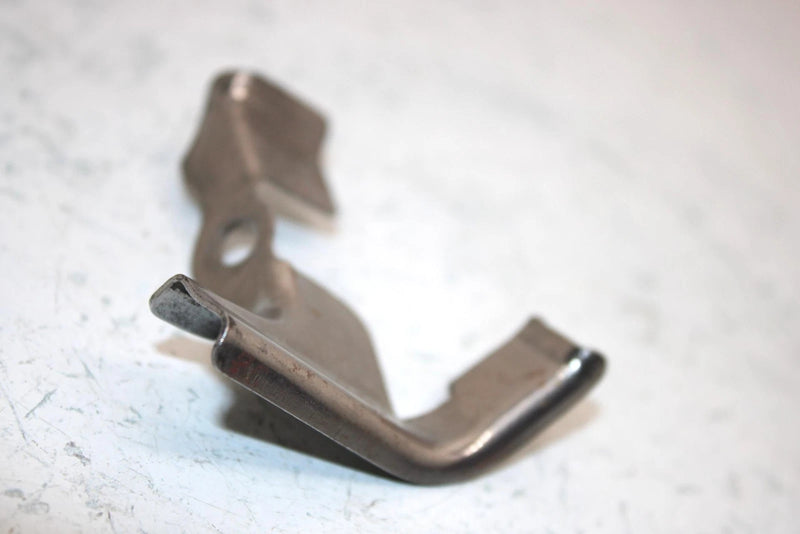 86 Honda Trx250a Oem Breather Tube Clamp 11107-HA0-680 AH30