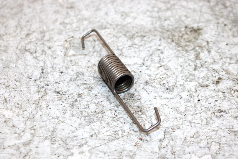 2006 John Deere  Buck 650 Oem Rear Brake Pedal Spring 705600107 AJ0