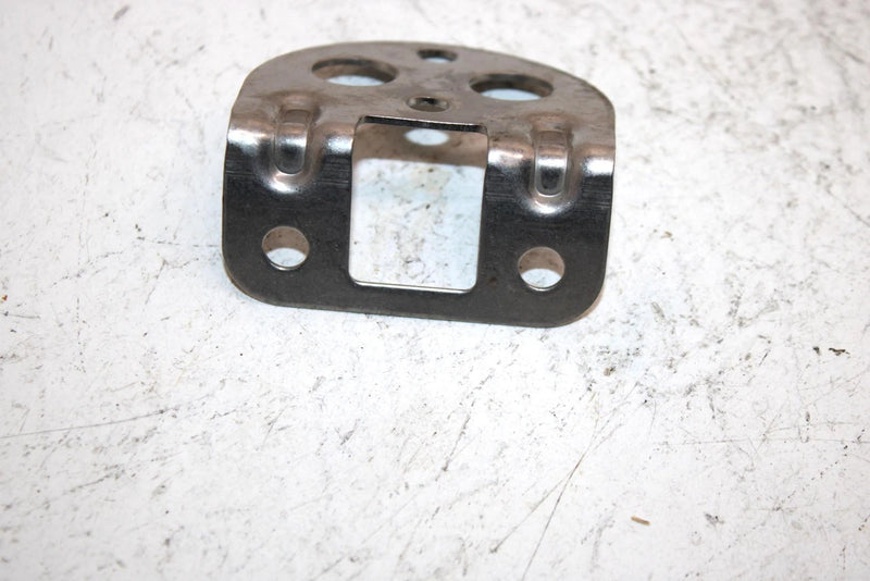 1987 Kawasaki 650 Sx Oem Strainer Bracket 11045-3735 JK7