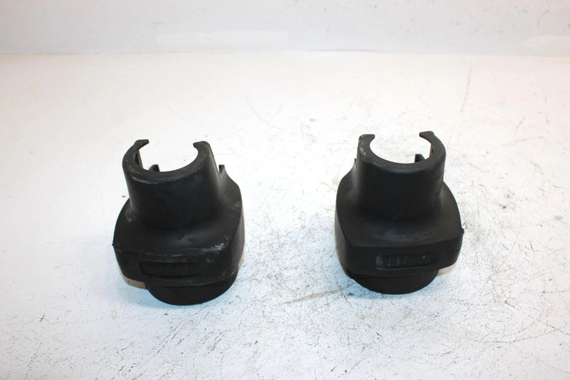 94 Yamaha Vmax 600 Oem Strut Protector Pair 82M-77551-00-00 SY2