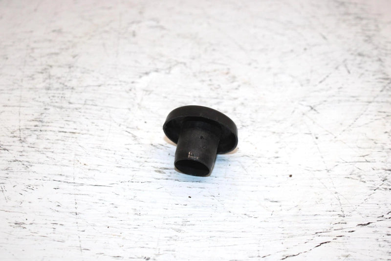 1996 Ski-doo Formula Iii 600 Oem Trailing Arm Cap 572079100 SS22