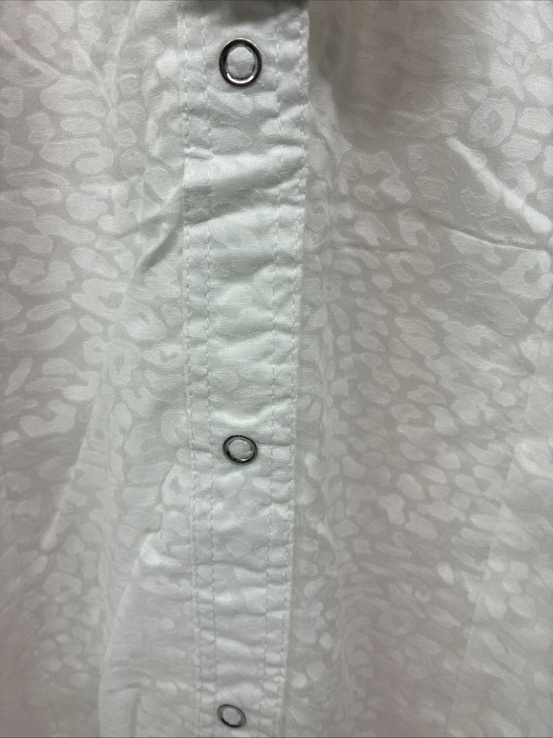 New Women’s Cumberland White Cheetah Print Long Sleeve Pearl Snap XL GG-83