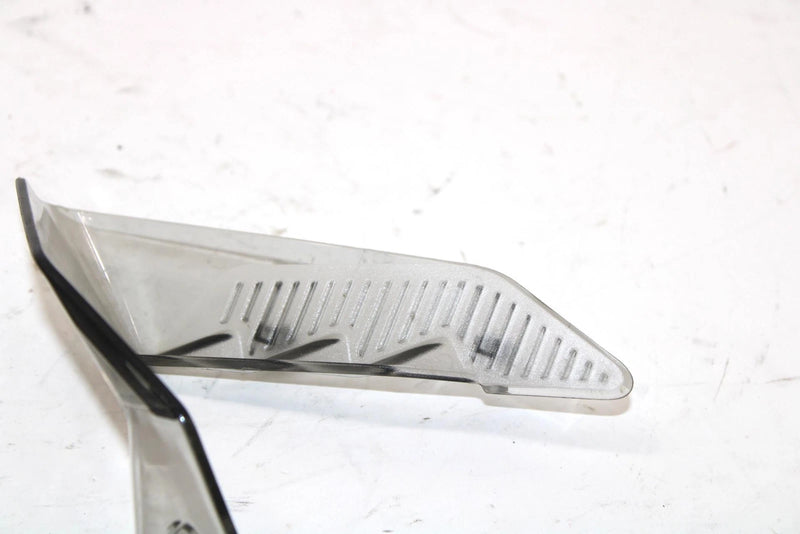 2017 Ski-doo Grand Touring 900 OEM Left Deflector 517305777 SS65