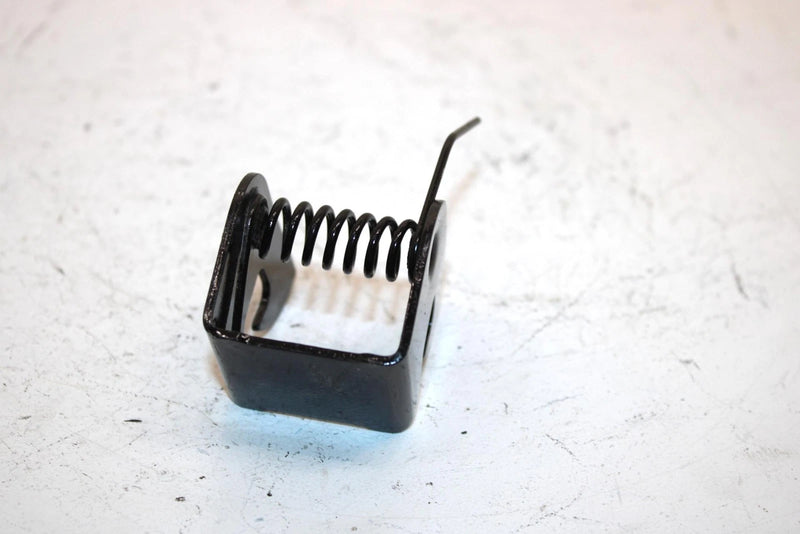 14 Can-am Outlander Max 400 Efi Oem Storage Box Latch AB6
