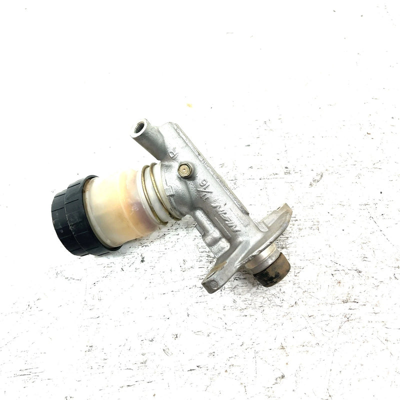2006 Yamaha Rhino 450 YXR450FA 4x4 OEM Brake Master Cylinder 5UG-2583T-02-00 XY2