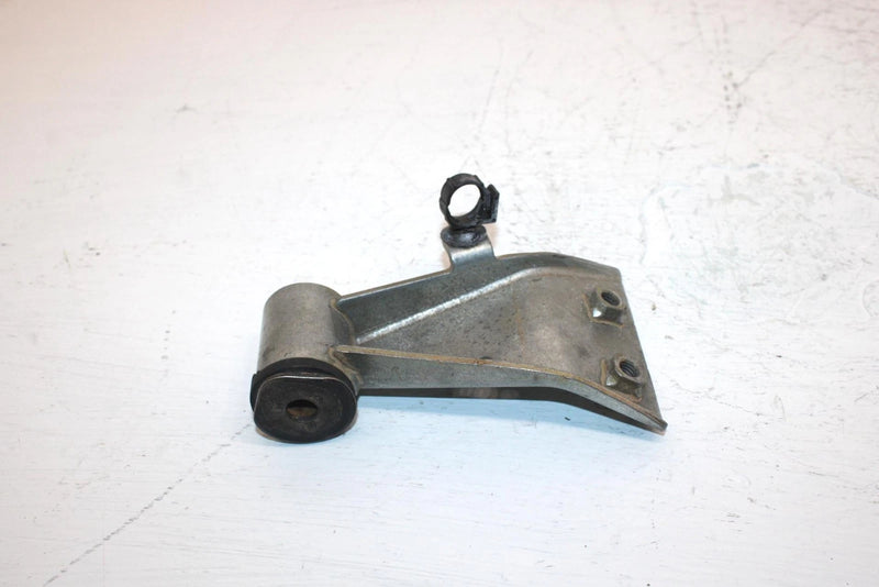 2007 Yamaha  Grizzly 350 2wd Oem Upper Engine Mount 5UH-F1315-01-00 AY28