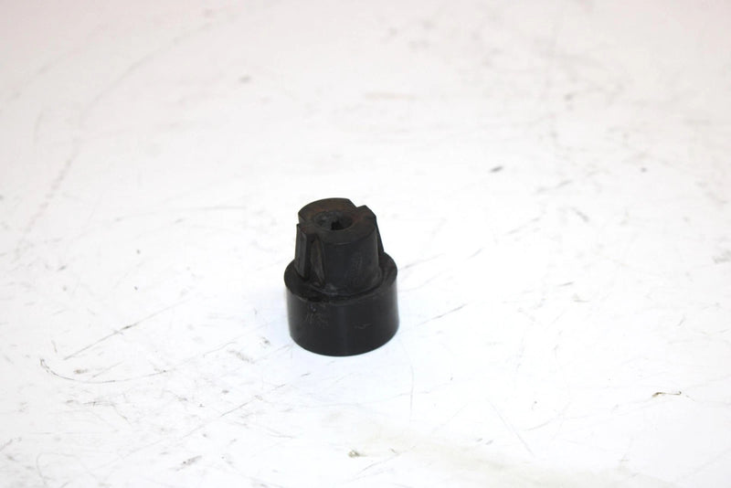 1997 Arctic Cat Zr 580 Oem Starter Rope Bushing 0116-469 SA43