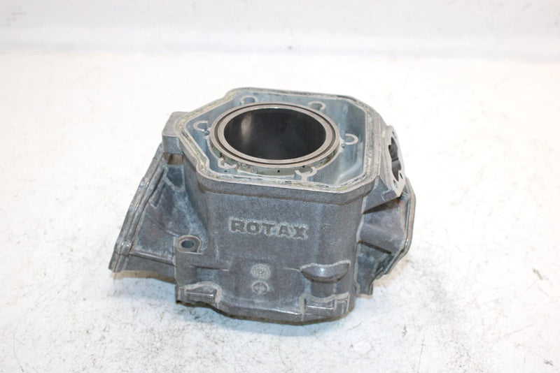 02 Ski-doo Grand Touring 500 Oem 69.5mm Bore Cylinder 420613605 SS24