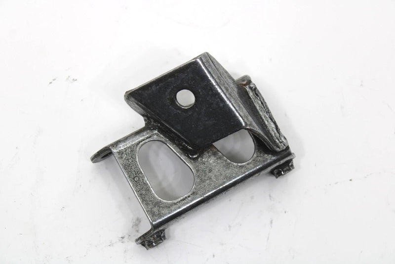 1989 Yamaha Ovation Deluxe Oem Front Engine Mount 85L-21419-00-00 SY69