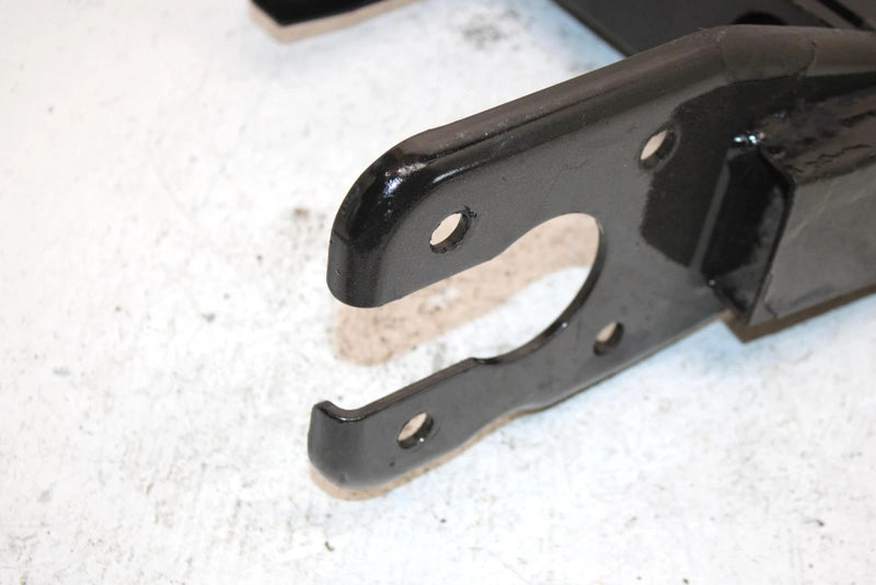 2001 Polaris Magnum 325 Oem Swingarm 1541577 AP98