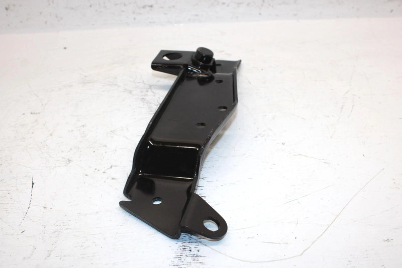 1989 Yamaha Inviter Oem Engine Mount Bracket 81E-21419-01-00 SY17