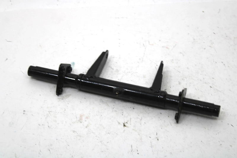 1987 Yamaha Srv Oem Shock Pivot Bracket  8AX-47416-01-00 SY131