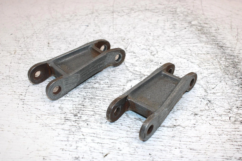 1997 Yamaha Venture Tr Oem Front Upper Shock Mount Pair 8L0-2382E-01-00 SY15