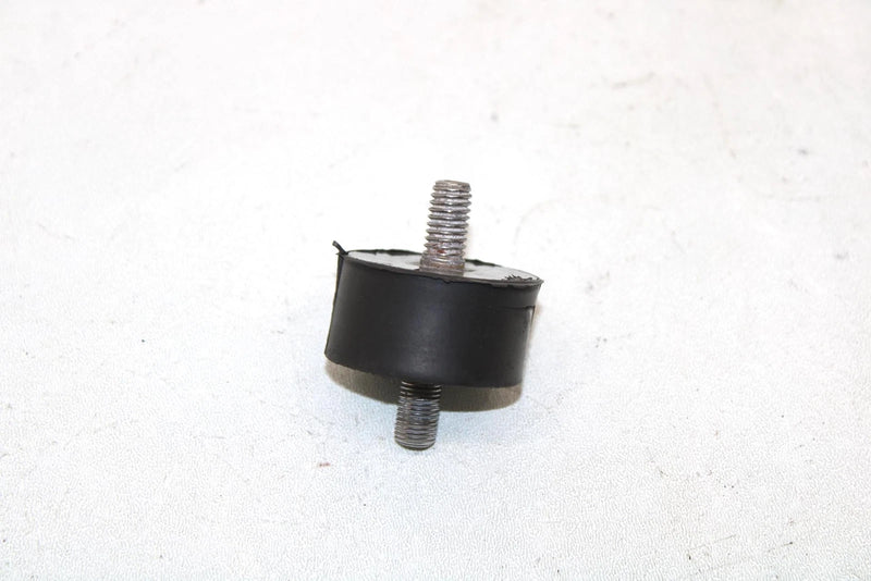 2004 Polaris Sportsman 600 Oem Engine Mount Dampner 3021119 3022076 Q2836