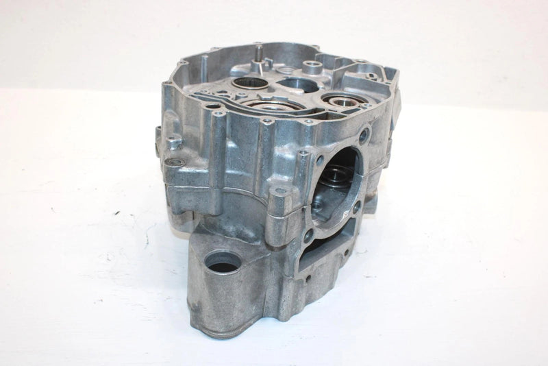 1999 Yamaha  Bear Tracker 2wd Oem Crankcase 4BD-15100-12-00 AY50