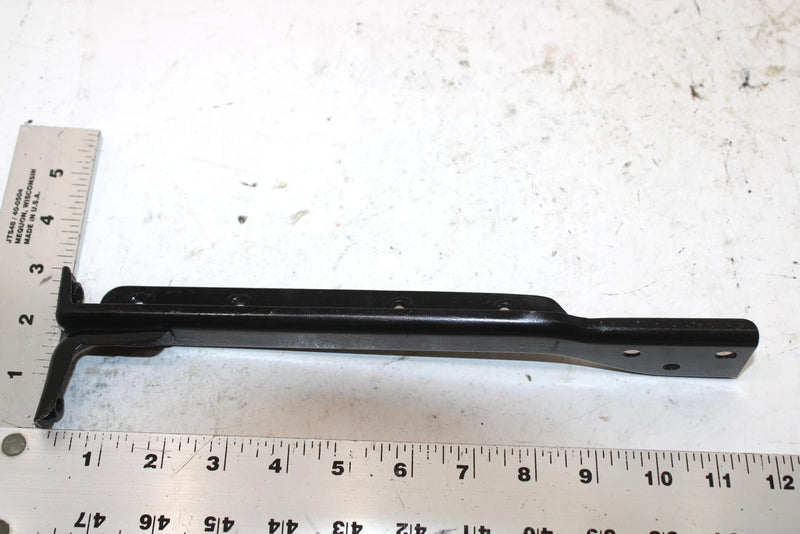 1988 Yamaha Enticer 340 Oem Right Steering Gate Bracket 82A-23899-00-00 SY130
