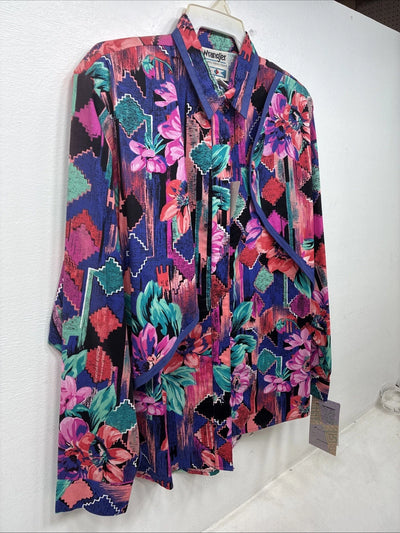 New Women’s Wrangler Pink Purple Floral Long Sleeve Button Up XL TT-32