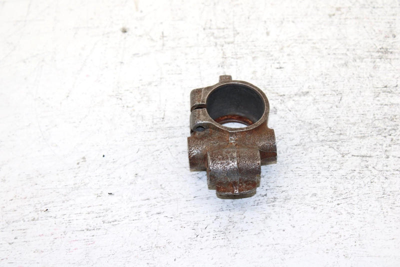 1989 Yamaha Phazer Oem Left Strut Bracket 8V0-2376E-01-00 SY13