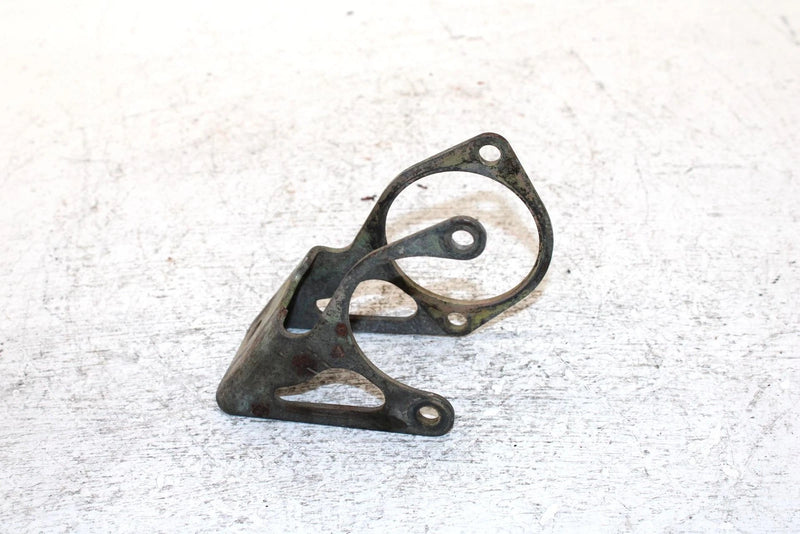1995 Yamaha Vmax 600 Le Oem Front Upper Right Motor Mount 8AB-21416-01-00 SY21