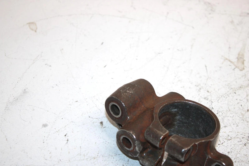 84 Yamaha Phazer Se Oem Right Lower Suspension Bracket 8V0-2377E-01-00 SY9