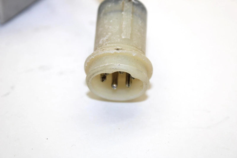 1988 Yamaha  Moto 4 Oem Voltage Regulator 59V-81960-A0-00 Q4970