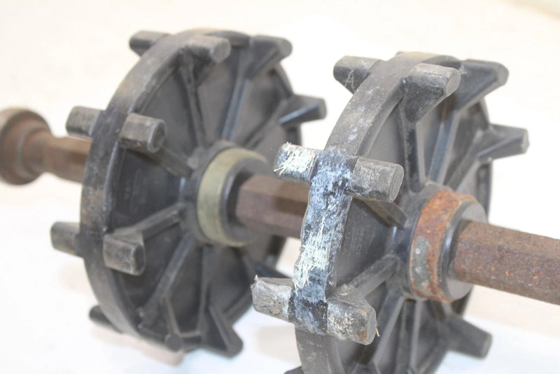 95 Polaris Indy Lite Oem Drive Cog Axle 1590252 SP166