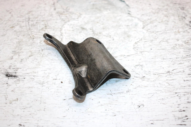 1990 Yamaha  Moto 4 Oem Starter Motor Bracket 24W-81823-00-00 AY5