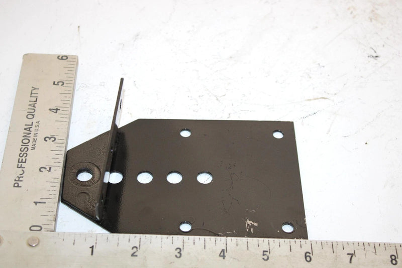 89 Polaris 500 Oem Right Suspenstion Bracket 1011667 1011750-067 SP133p