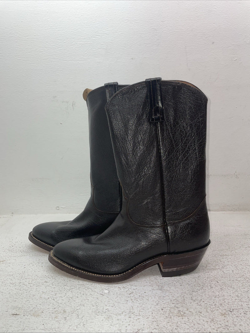 New Men’s Brown Nocona Cowboy Boots. 8113 7 E. 1-111