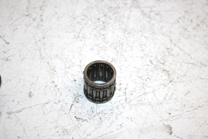 98 Polaris Indy 500 Oem Needle Bearing Pair 3083216 3515064 Q3644