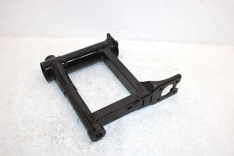 1999 Kawasaki Prarie 400 Oem Swing Arm 33001-1552 AK28
