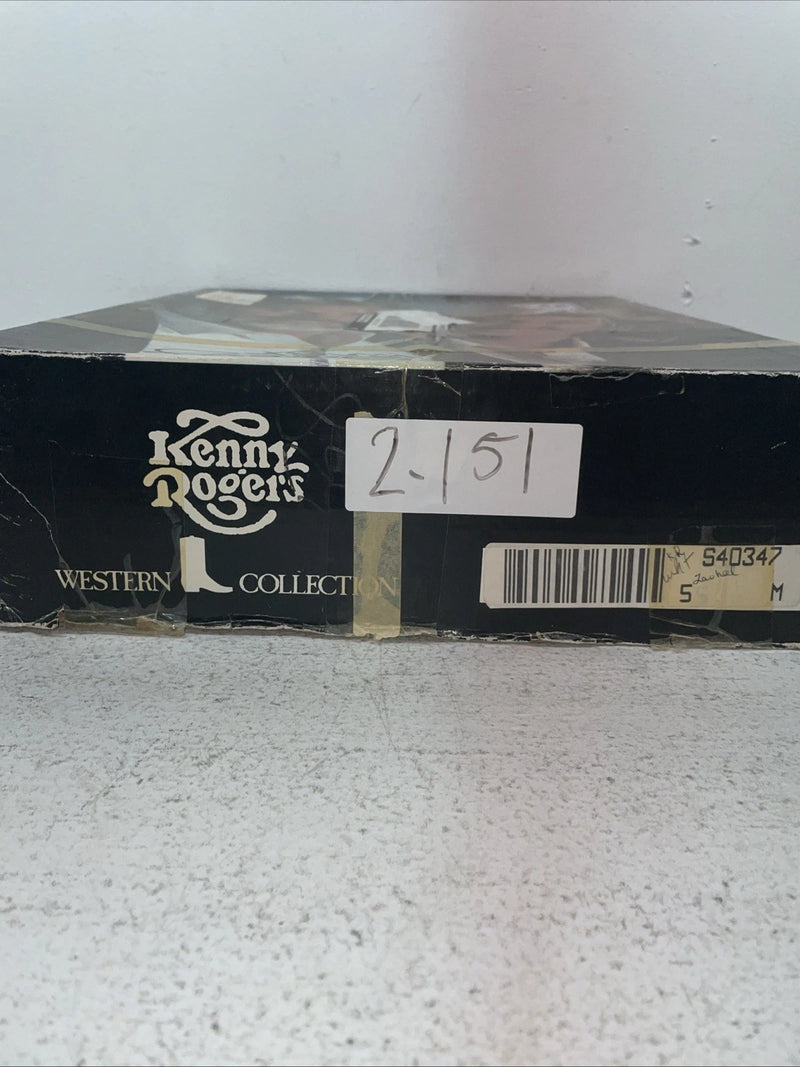 New Women’s White Kenny Roger’s Cowboy Boots. 40347 5 M. 2-151