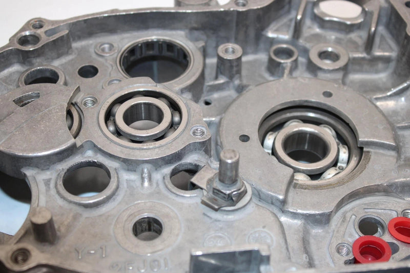 88 Yamaha  Champ 100 Yfm100u Oem Crankcase 2HX-15100-00-00 AY10