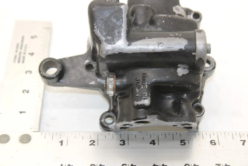 1985 Yamaha  Moto 4 Oem Crankcase Middle Gear Cover 52G-15100-00-00 AY40