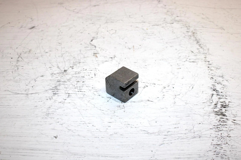 2001 Polaris 800 Le Oem Shock Pivot Block 5132583 SP22