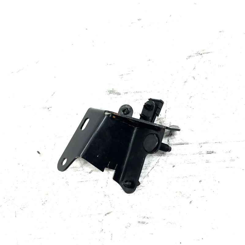 2022 Can-Am Defender HD10 OEM Left Console Support Bracket 705800571 XB0.1