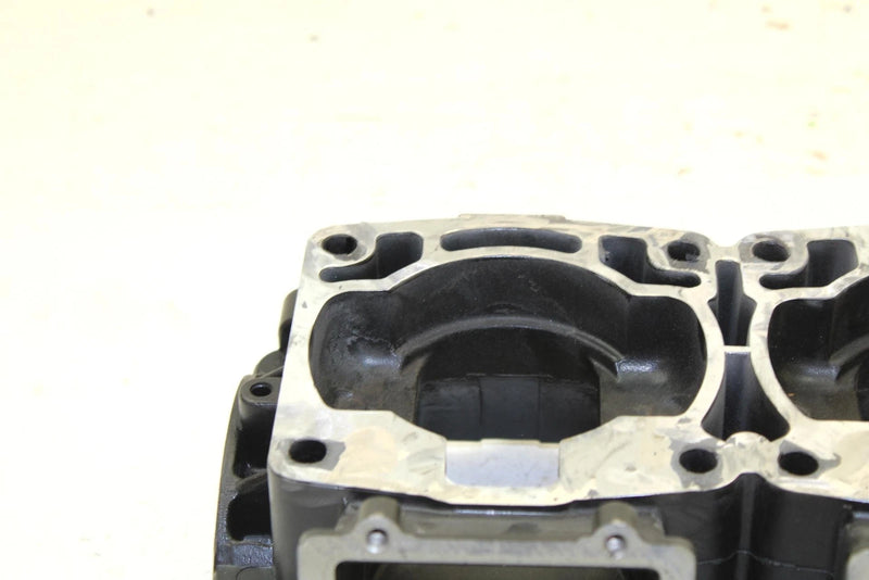 1997 Polaris Sl 700 Oem Upper Crankcase Half 2200676 JP6