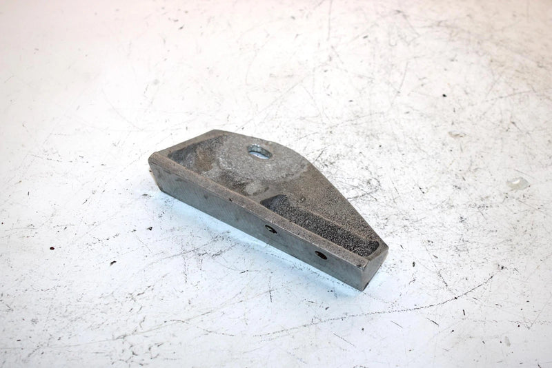95 Arctic Cat Zrt 800 Oem Front Right Engine Mount Bracket 0708-006 SA155