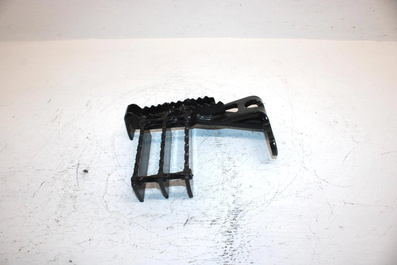 1986 Yamaha  Moto 4 Oem Left Foot Peg 29U-27411-11-00 AY7